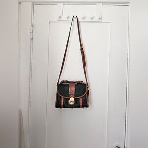 Dooney and Bourke Vintage Lockhart Flap Bag Black R206